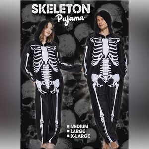 NWT Medium Unisex Skeleton Pajama Onesie